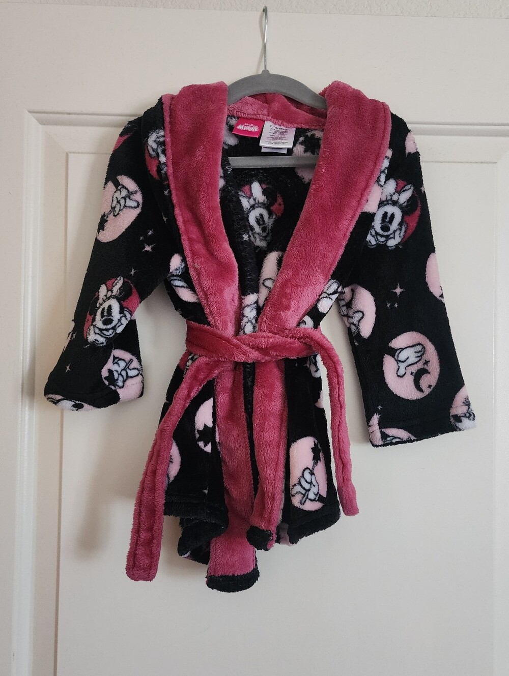 2T Minnie Mouse Robe